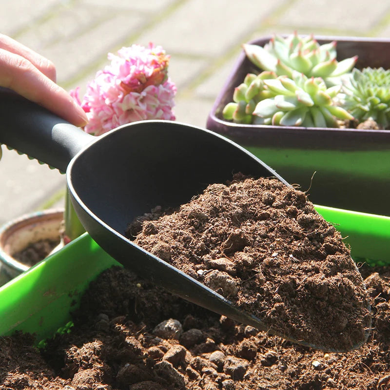 Garden Shovel Plant Hand Trowels Soil Planting Digging Transplanting MultiFunction Beach Sand Pet's Food Scoop Garden Tools