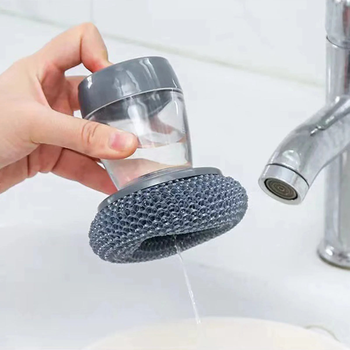 Kitchen Soap Dispensing Dishwashing tool Cleaning Brushes Easy Use Scrubber Wash Clean Tool Soap Dispenser Brush Gadgets