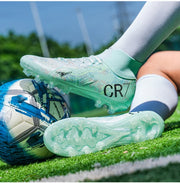 New Men Soccer Shoes Society Cleats Professional Football Boots Indoor Fast Football Field Boots Sneaker Boy Original Training