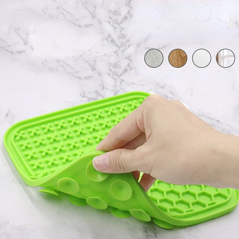 Silicone Dog Supplies: Pet Lick Mat, Slow Food Plate, Bathing Distraction Sucker, Food Training Feeder