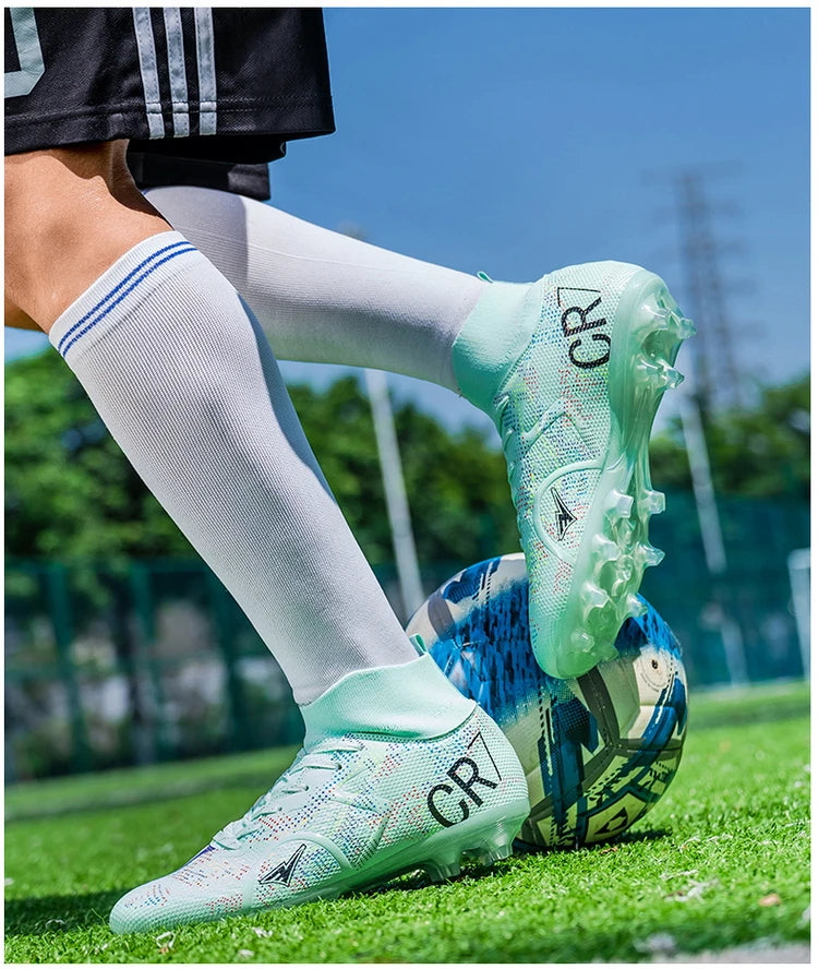 New Men Soccer Shoes Society Cleats Professional Football Boots Indoor Fast Football Field Boots Sneaker Boy Original Training