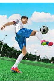 Men Women Soccer Shoes Society Professional Ultralight Cleats Indoor Football Shoes Training Outdoor Football Boots Resistant