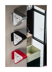 Living Room Minimalism Clocks Two-sided Wall Clocks Triangle Modern Clock Mechanism Silent Design Clock Watch for Decoration