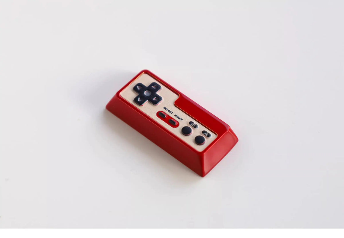Original Red White Gaming Console Retro Enter keycap Mechanical Keyboard Metal PC Gaming Keyboard Collect gift keycap