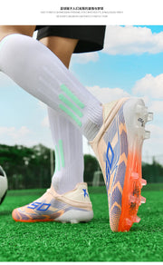 Men Women Soccer Shoes Society Professional Ultralight Cleats Indoor Football Shoes Training Outdoor Football Boots Resistant