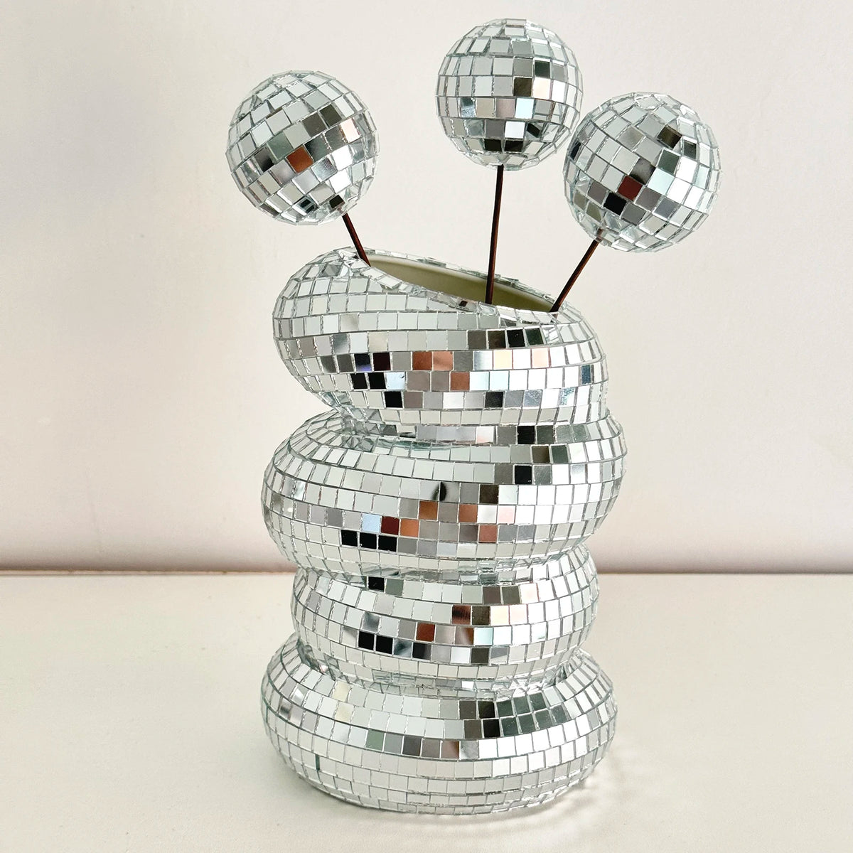 Disco Vase Modern Home Decoration Handmade Mirror Tile Flower Bottle Aesthetic Room Decor Funky Home Flower Vase Decor