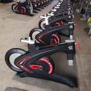 Top Sports Gym Indoor Professional Magnetic Body Fit Exercise Spinning Bike Stable Pedestal Fitness Bicycle Bike For Gym Club