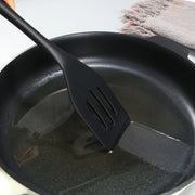 Kitchen Silicone Turners Gadgets Spatula Egg Fish Frying Pan Scoop Fried Shovel Slotted Turners Kitchen Tools Cooking Utensils
