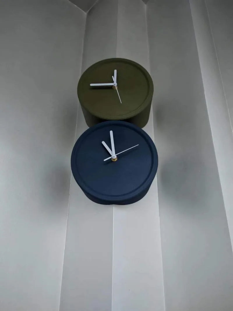 Living Room Silent Wall Clocks Simple Non-Ticking Punch-Free Corner Wall Clock Bedroom Technology Luxury Art Home Decoration